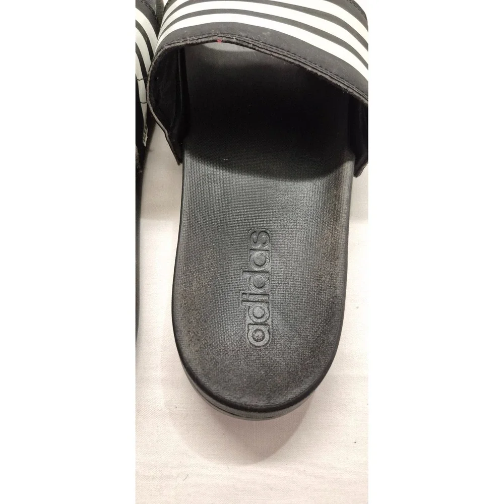 Adidas Adilette Unisex Comfort Slide‎ Sandals, Black & White USED  Size unknown